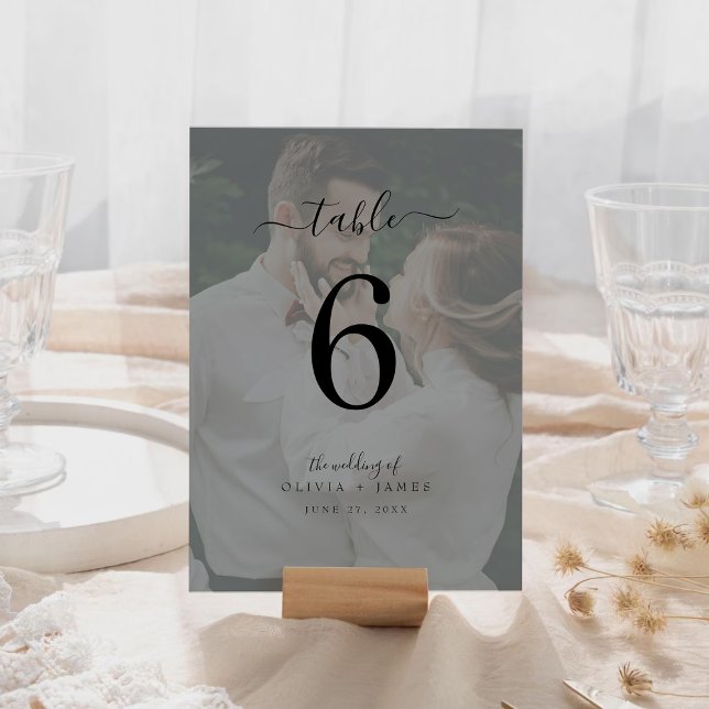 Minimalistisches Classic Calligraphy Wedding Foto Tischnummer (Minimalist Classic Calligraphy Wedding Photo Table Number)
