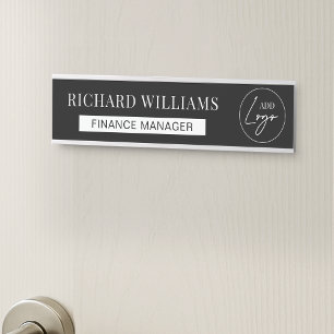 Minimalistisches Firmenlogo Name des Mitarbeiters Türschild