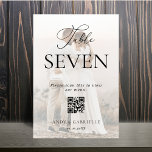 Minimalistisches Foto- und QR-Code-Hochzeitmenü Tischnummer<br><div class="desc">Feiern Sie Ihre Hochzeit mit dieser eleganten, minimalistischen Tischkarte mit eleganter Kalligraphie, individuellem Text, Foto und QR Code Ihrer Wahl. Fügen Sie einfach Ihre eigenen Daten hinzu, indem Sie auf die Option "Personalisieren" klicken. 🌸 BITTE BEACHTEN: Die Größe dieser Karte beträgt 3, 5" x 5". Wenn Sie eine größere Größe...</div>