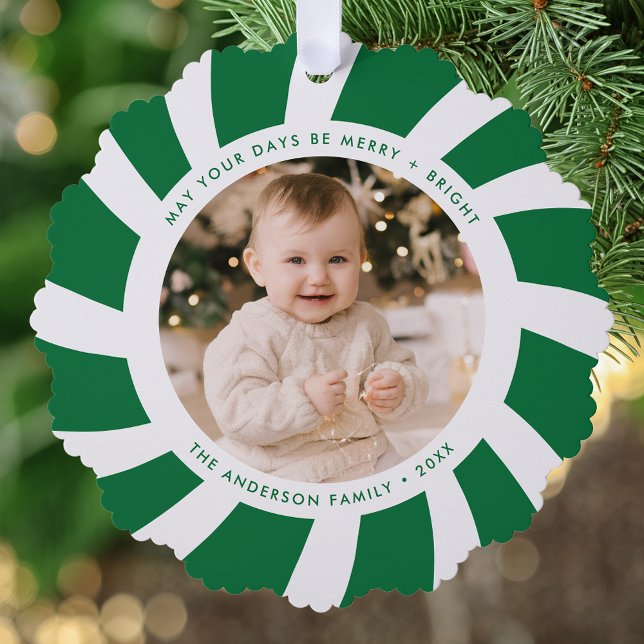 Minimalistisches Grün/Weiß Peppermint Foto Swirl Ornament Karte (Von Creator hochgeladen)