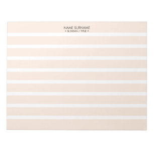 Minimalistisches, hellrosa Streifenmuster 11x8.5 Notizblock