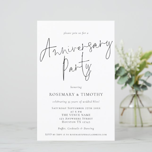 Minimalistisches Hochzeitstag Party Einladung (Stehend Vorderseite)