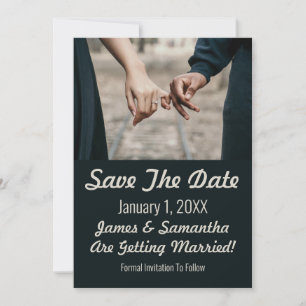 Minimalistisches Holding-Hands-Foto Save the Date