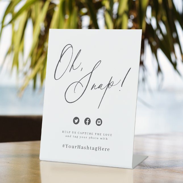 Minimalistisches modernes Drehbuch Hochzeitskennze Sockelschild (Minimalist modern script wedding oh snap sign)