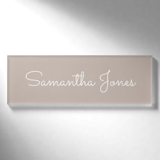 Minimalistisches, modernes Mitarbeiter-Business Ta Namenschild