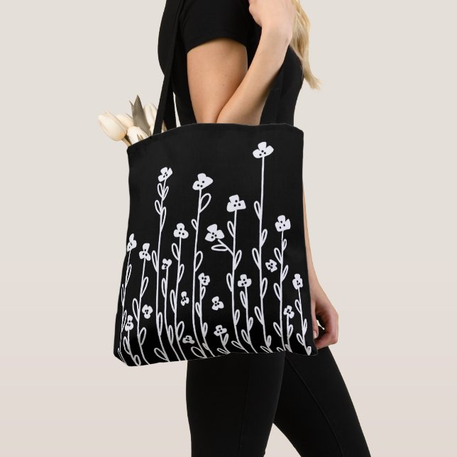Minimalistisches, modernes weißes Doodblümchen Tasche (Von Nahem)