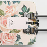 Minimalistisches Monogramm Initial- und Namenspate Gepäckanhänger<br><div class="desc">Reisen Sie stilvoll mit unserem Personalisierten Pastel Pink Monogram Gepäckanhänger. Mit seinem eleganten, pastellrosa Design und dem eigenen Initial- und Namen-Look sorgt dieses elegante Etikett dafür, dass Ihr Gepäck sich beim behalt sicher abhebt. Es ist aus langlebigen Materialien gebaut und eignet sich sowohl für Touristen als auch für Touristen. Ideal...</div>