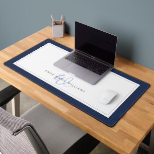 Minimalistisches Navyblau-Script-Zwei-Rahmen-Monog Schreibtischunterlage