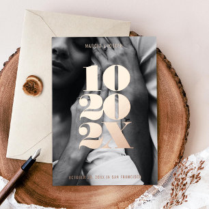 Minimalistisches numerisches Datum Save the Date R Folieneinladung