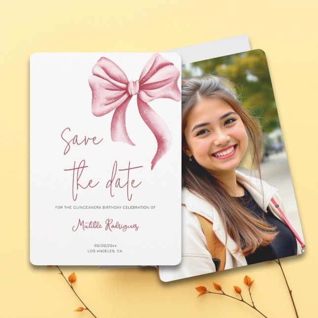 Minimalistisches Pink Bow Quinceañera Foto Save The Date (Von Creator hochgeladen)