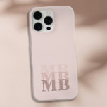 Minimalistisches, rosa Beige Anfangsmonogramm iPhone 16 Pro Max Hülle<br><div class="desc">Pink Beige Minimalistisch Moderne erste Monogram Phone Case. Erstellen Sie Ihren eigenen personalisierten iPhone Case mit individuellem Anfangsnamen.</div>
