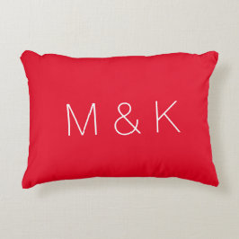 Minimalistisches rotes Pärchen-Monogramm Dekokissen