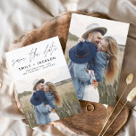 Minimalistisches Save the Date handgeschriebenes F Flyer<br><div class="desc">Budget Modernes und elegantes handgeschriebenes Skript-Foto Save the Date Hochzeitskarte. Die Save the Date einladende Einladungskarte beinhaltet eine schicke und stilvolle Typografie mit einem einfachen und minimalistischen Design auf weißem Hintergrund,  mit dem Sie Ihre individuelle Verlobung-Fotografie hinzufügen können.</div>