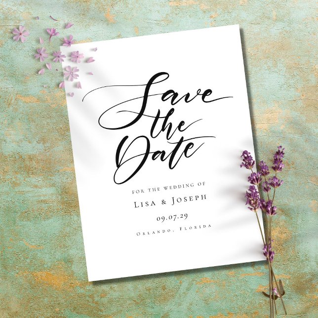 Minimalistisches Schwarz-Weiß-Skript Save the Date Postkarte (Von Creator hochgeladen)