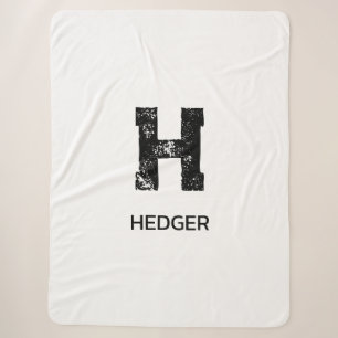 MINIMALISTISCHES SCHWARZES EIN-BUCHSTABEN-MONOGRAM SHERPADECKE