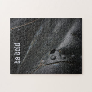 Minimalistisches schwarzes Metall im Loft-Stil