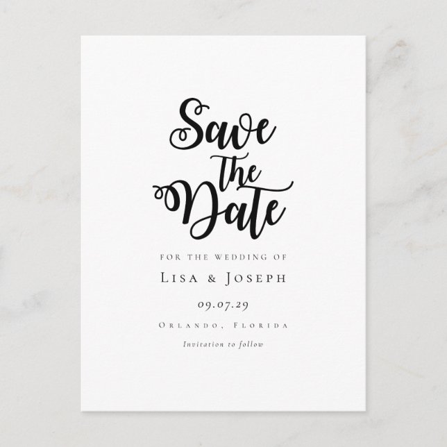 Minimalistisches Schwarzweiß-Skript Save the Date Ankündigungspostkarte (Vorderseite)