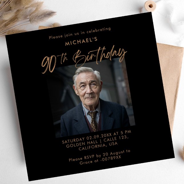 Minimalistisches Script Black & Gold 90. Foto Gebu Einladung (Von Creator hochgeladen)