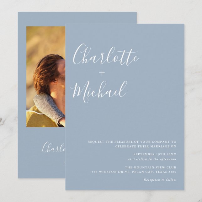 Minimalistisches Script Dusty Blue Foto Wedding Einladung (Vorne/Hinten)