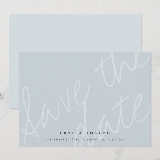 Minimalistisches Script Dusty Blue Save the Date C Einladung (Vorne/Hinten)