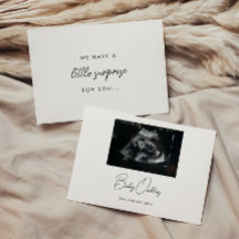 Minimalistisches Skript 'Little Surprise' Schwange