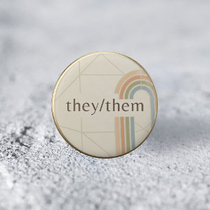 Minimalistisches They/Them Pronomen LGBTQ Stolz Pi Button