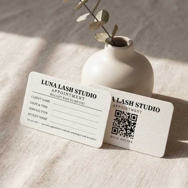 Minimalistisches Wimpernstudio mit QR-Code buchen  Terminkarte (Minimalist Linen Lash Studio QR Code Appointment Card)