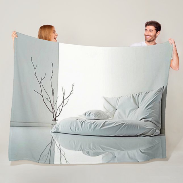 Minimalistisches Zen-Innendesign Fleecedecke (Beispiel)