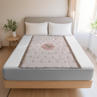 Minimierte Rose und Monogramm Decke