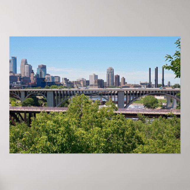 Minneapolis Skyline und Brücken Poster (Vorne)