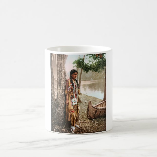 Minnehaha 1897 gebürtiger Amerikaner Hiawatha Kaffeetasse (Mittel)