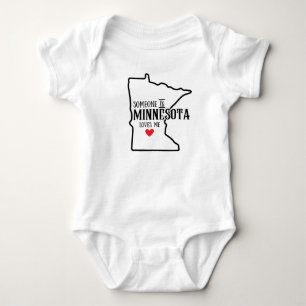 Minnesota Baby, jemand in Minnesota liebt mich Baby Strampler