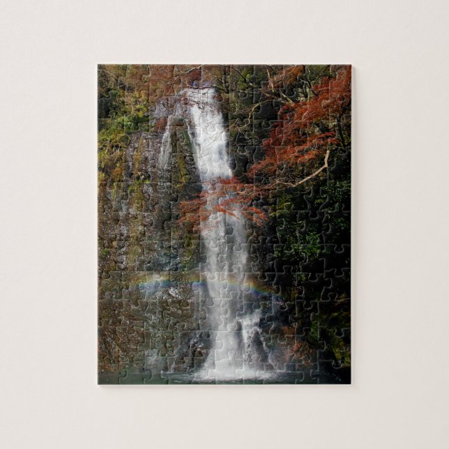 Minoh Falls in der Präfektur Minoh Osaka in Japan (Vertikal)