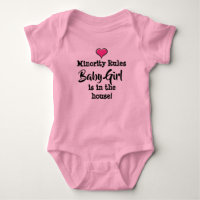 Minority Baby Girl ist im Haus!