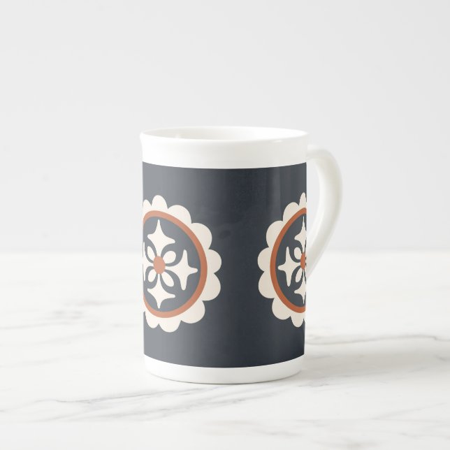 Minos-Design Prozellantasse (Vorderseite Rechts)