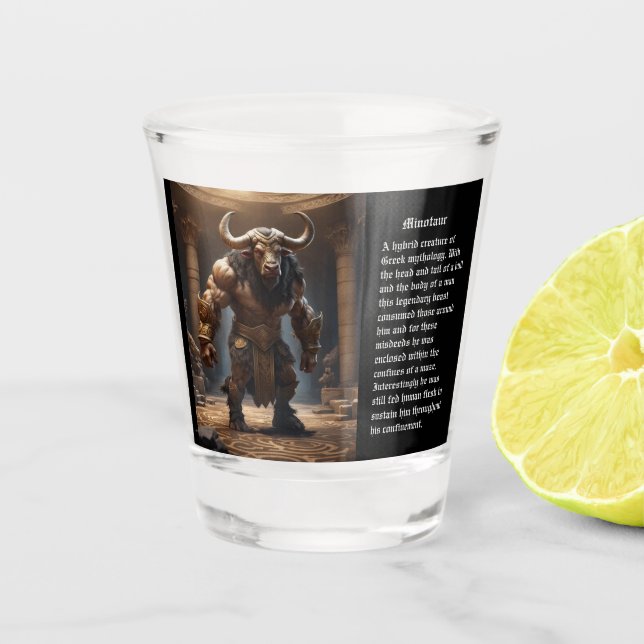 Minotaur Schnapsglas (Vorderseite)