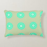 Mint Floral Mandala Dekokissen<br><div class="desc">A refreshing mint green pattern featuring a seamless mandala design. This elegant motif brings a calm and modern aesthetic to your home décor collection</div>
