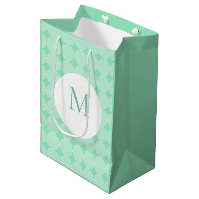 Mint Green Mit Monogramm Elegante Moderne Vorlage Mittlere Geschenktüte (Vorderseite Schrägansicht)