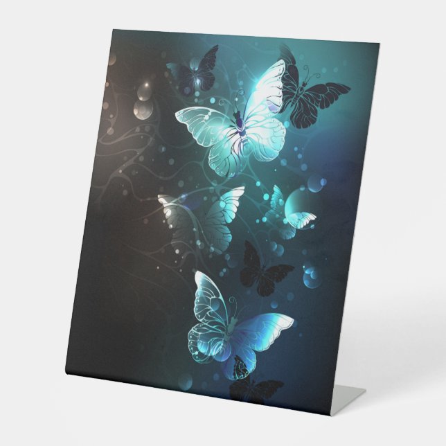 Mint-Night-Schmetterlinge Sockelschild (Vorderseite)