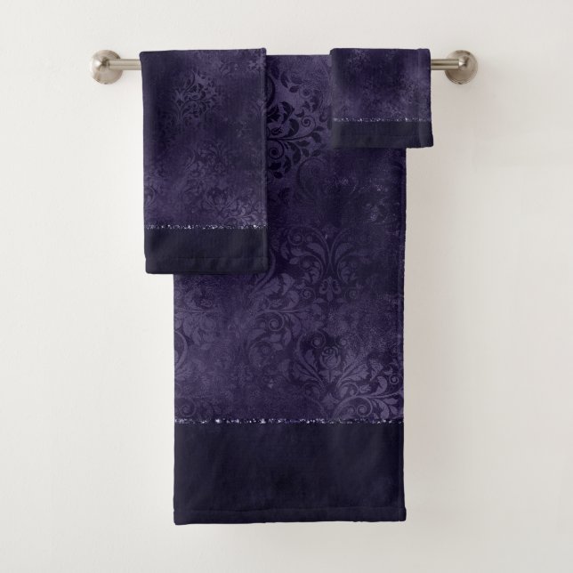 Minuit Indigo Romance | Satiny Grunge Damask (En situation)