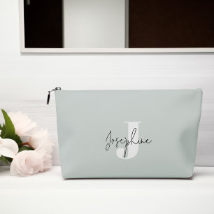 Minze Green Moderne Minimalistisch Mit Monogramm Zubehörtasche
