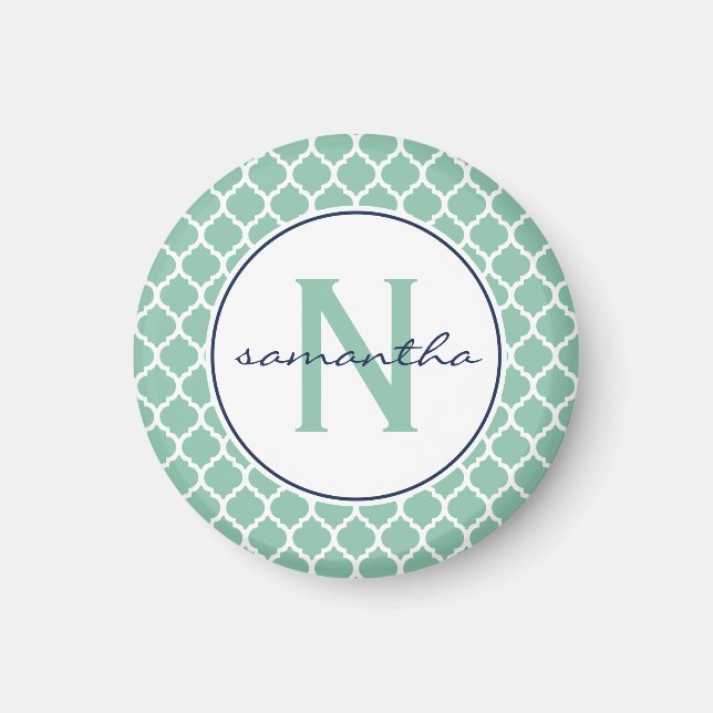 Minze Green Quatrefoil Monogramm Magnet (Vorne)