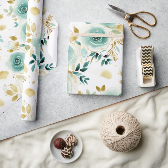 Minze Green White Gold Rose Floral Geschenkpapier (Kunsthandwerk)