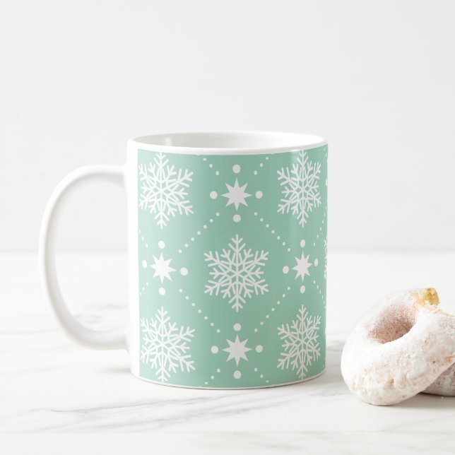 Minze grüne weiße Schneeflocken Weihnachtsmuster Kaffeetasse (Mit Donut)