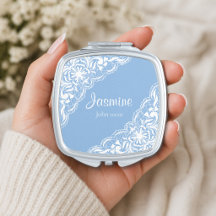 Dentelle blanche sur monogramme bleu avec verset b