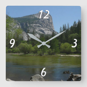 Mirror Lake II im Yosemite National Park Quadratische Wanduhr
