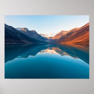Mirror Lake in den Bergen Poster