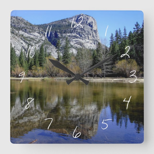 Mirror Lake Quadratische Wanduhr (Vorderseite)