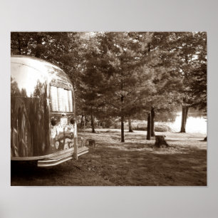 Mirror See-Retro Camper-Blechdosesepia-Druck Poster