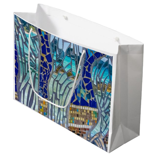 Mirror, Spiegel, sag mir... Große Geschenktüte (Vorderseite Schrägansicht)